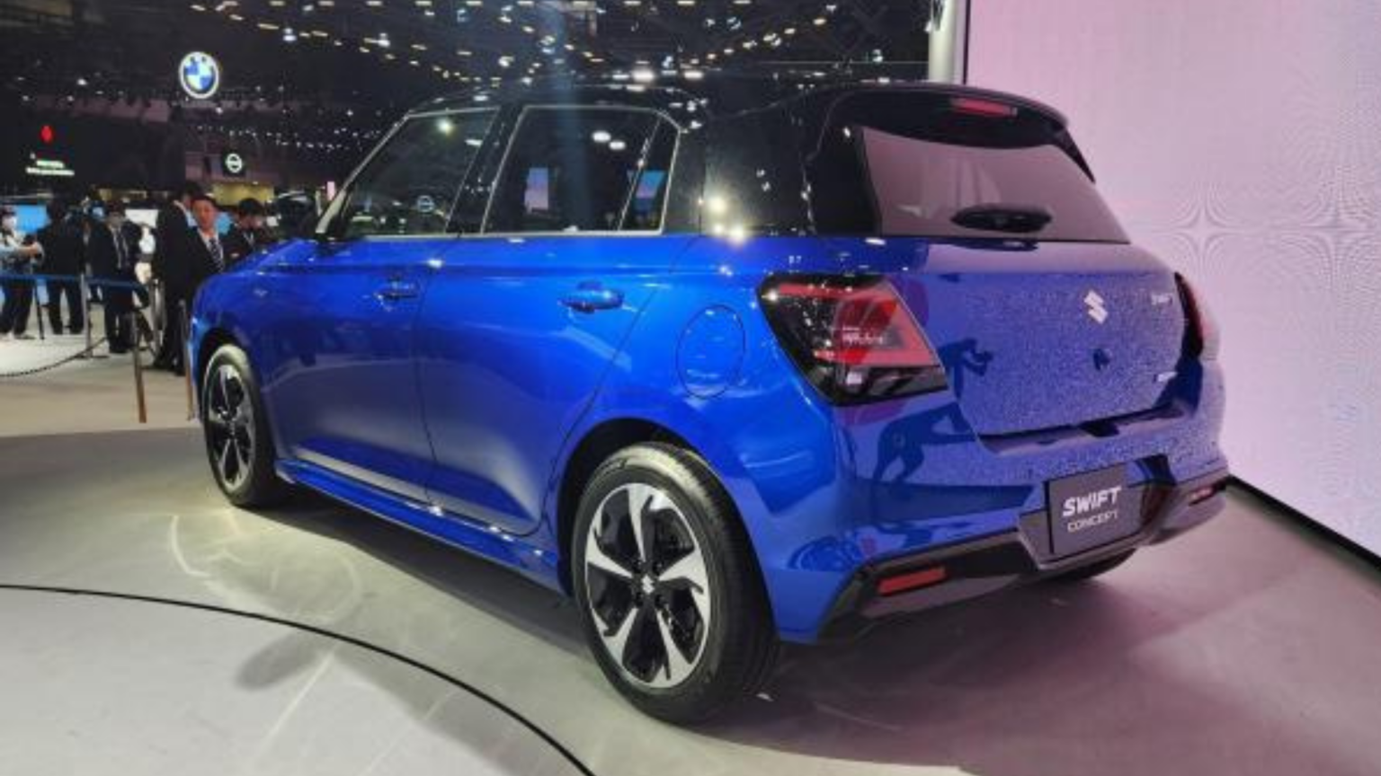 2024 Suzuki Swift Tokyo break cover - MotoMotar