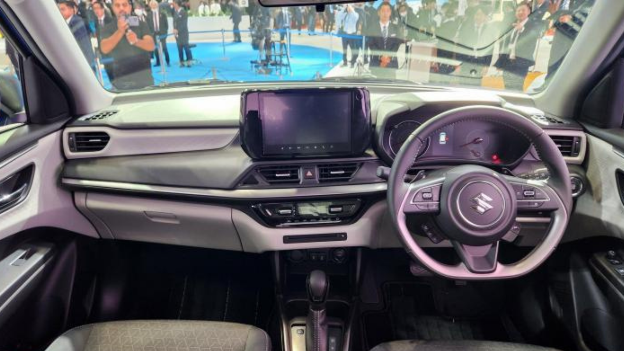 2024 Suzuki Swift Tokyo break cover MotoMotar