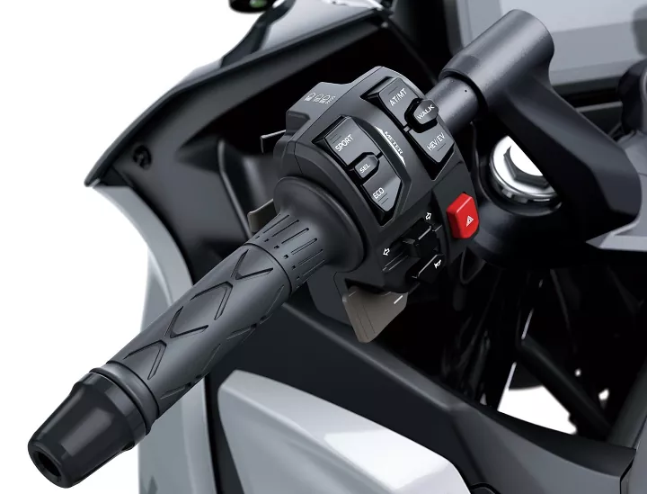 Kawasaki Ninja 7 Hybrid Features