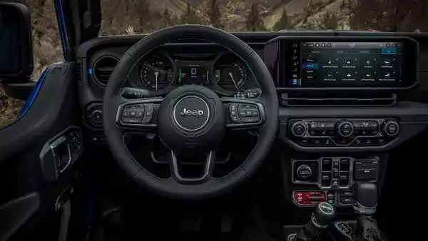 Jeep Wragler facelift Interior
