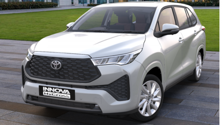 Toyota Innova Hycross GXO launched
