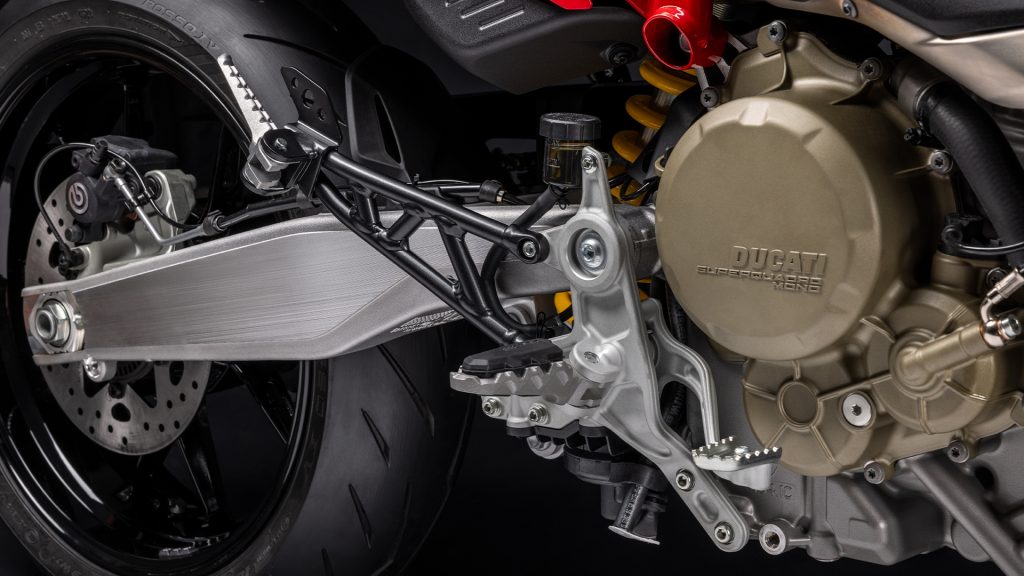 Ducati superquadro mono engine