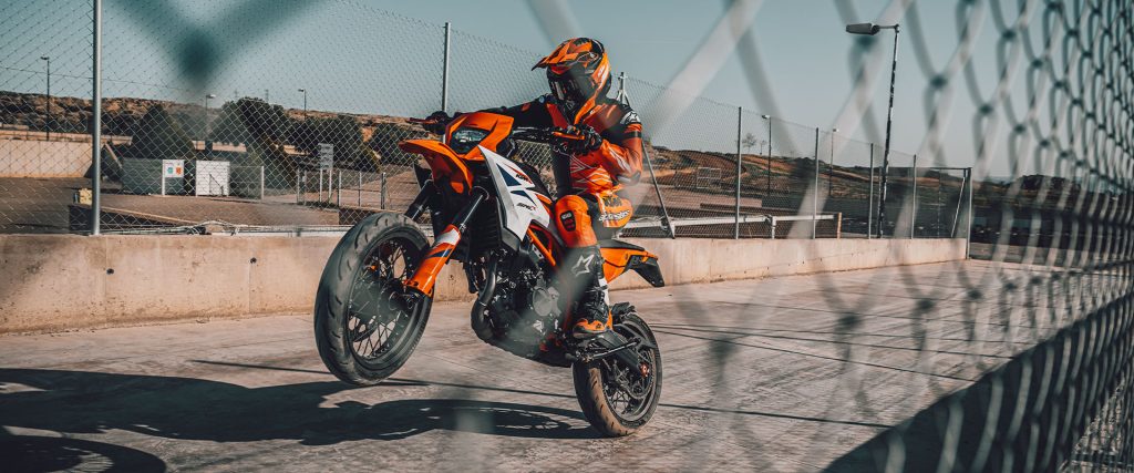 5 Upcoming Adventure Bike Launches in 2025 4 KTM 390 SMC R 2025