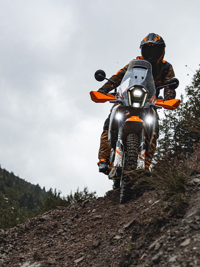 cropped KTM 250 ADVENTURE 2025.jpg