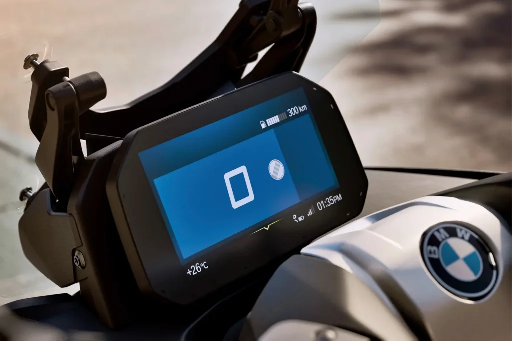 2025 BMW C 400 GT cluster