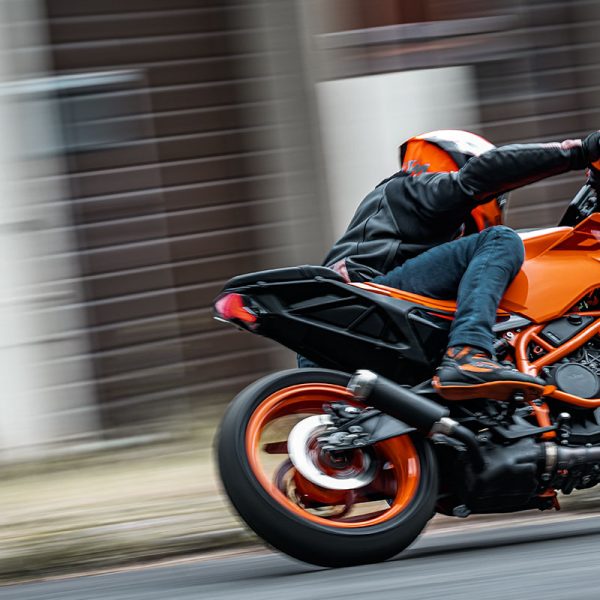 2025 KTM 390 Duke launched at Rs 2.95 Lakh