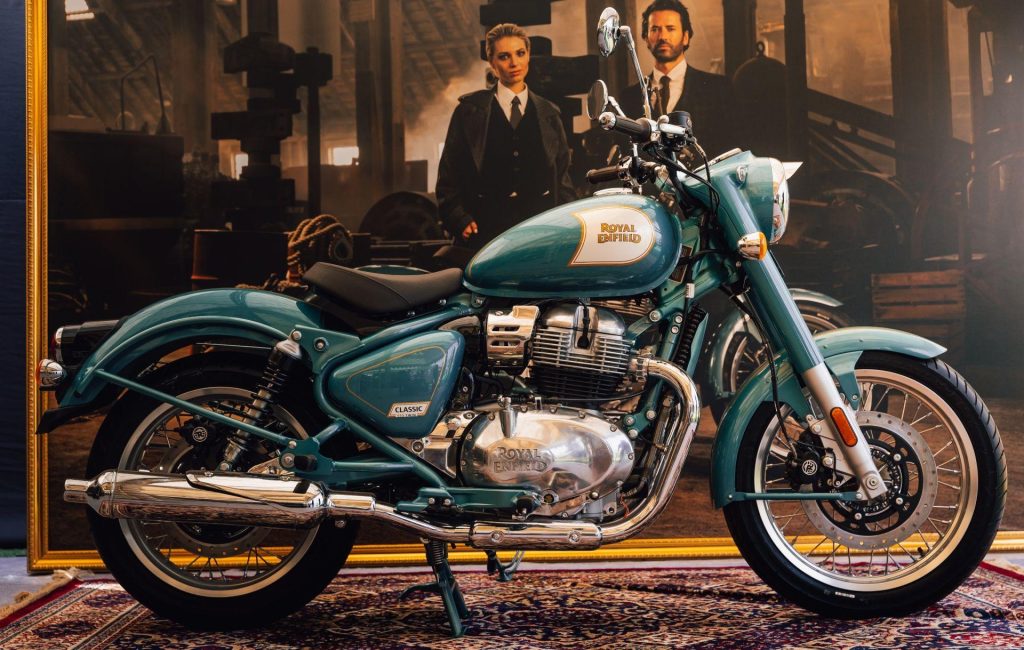 Royal Enfield Classic 650 Twin Colours are very catchy and vibrant yet very retro