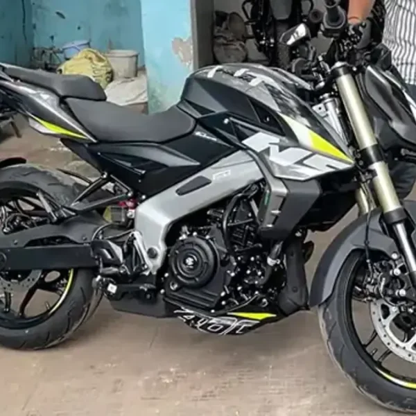 2025 Bajaj Pulsar NS400Z Updated with better equipment
