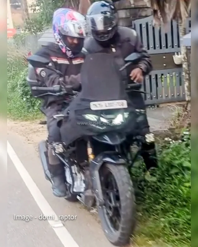 TVS Patents RTS X 300 Supermoto, spied in India 2 TVS RTS X 300 Supermoto Spied