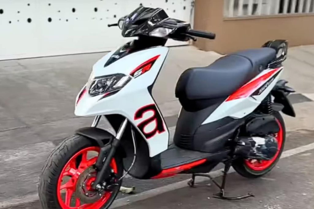 New Aprilia SR 175 Launched in India 1 Aprilia SR 175