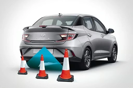 hyundai aura india infotainment system android apple