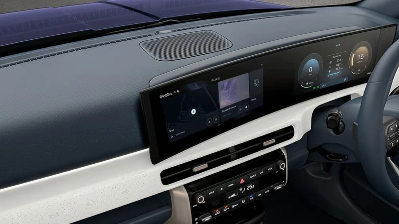 hyundai venue india touchscreen infotainment tech