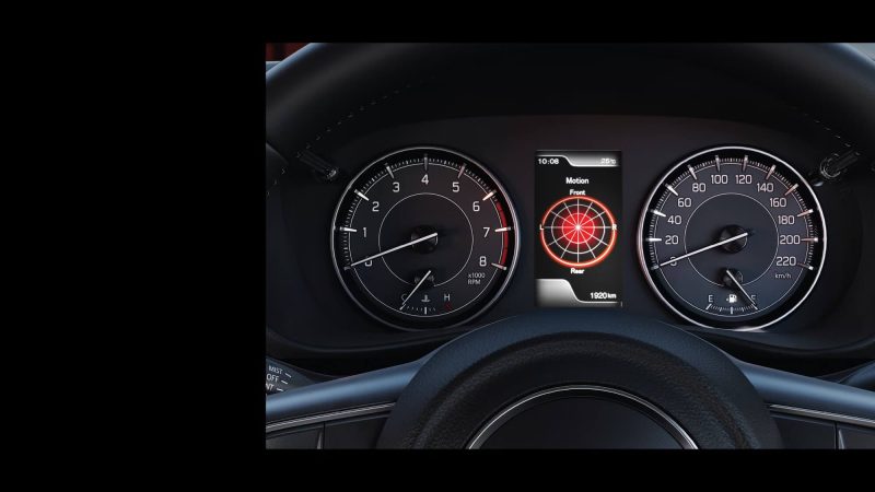 maruti suzuki baleno instrument cluster mid display