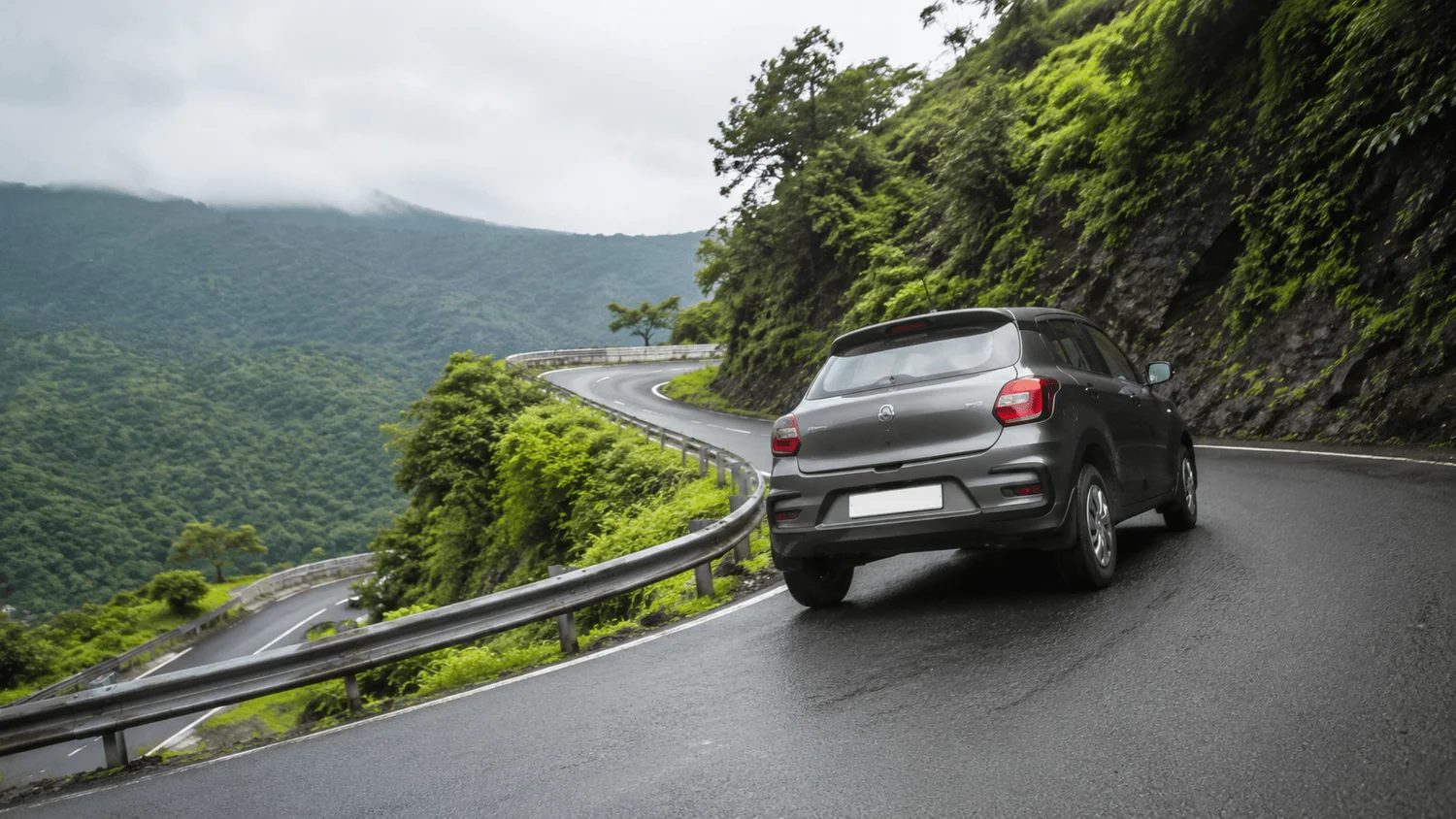 automatic vs manual hill driving india